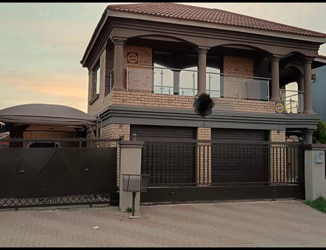 4 BEDROOM HOUSE FOR SALE IN VISTA PARK